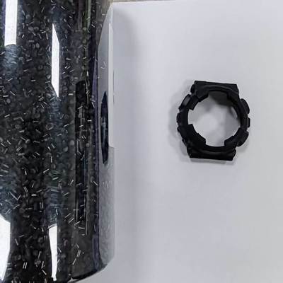 Partikel TPU yang dimodifikasi tahan api dapat disesuaikan dengan warna