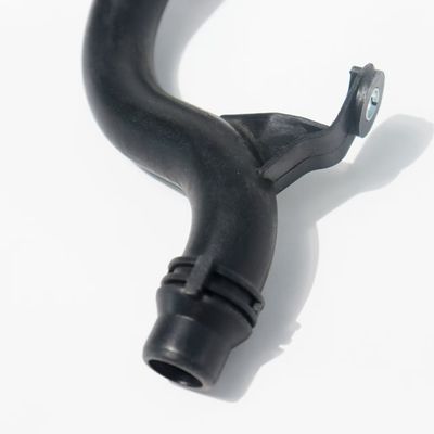 Material TPU ekstrusi dengan ketahanan abrasi yang sangat baik untuk selang suku cadang otomotif