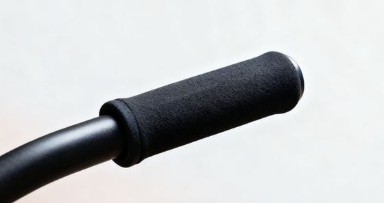 Dingzhi Soft-Touch TPE, Fleksibel, TPE Non-Toksik Dengan Kekerasan Stabil Untuk Genggam Olahraga