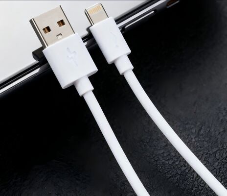 Flame-retardant, anti-UV TPU, Injeksi atau extrusion-moldable V0 Grade Untuk HFFR kabel, kabel