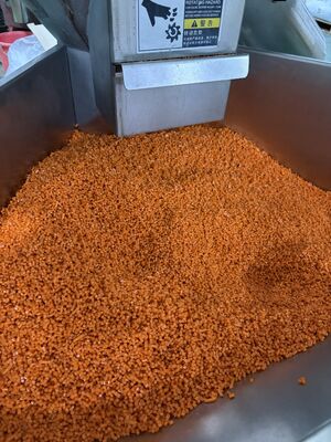 Bahan TPU dengan kekuatan robek tinggi dan ketangguhan diperkuat yang cocok untuk aplikasi cetakan injeksi